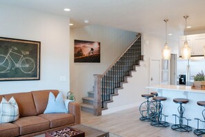 Townhome, 4 Bedrooms | Living room - Freedom Vacation Rentals Pet-friendly Townhomes (Washington)