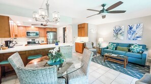 Smart TV, DVD player