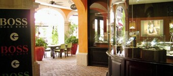 West Coast 1 Bedroom Apartment- Close to beach (5)