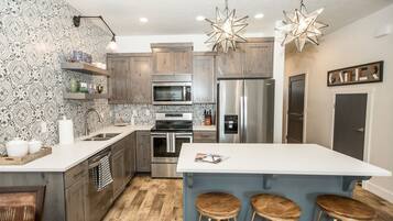 聯排別墅, 4 間臥室 | 私人廚房 | 烤箱