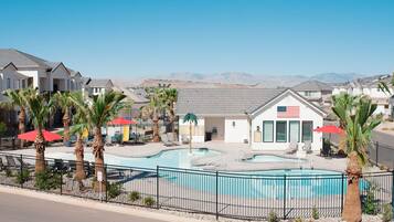 公寓客房, 2 間臥室 | 游泳池 | 室外游泳池