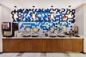Café da manhã com buffet grátis