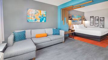 Suite, 1 King Bed, Accessible, Non Smoking (Mobility/Hearing, Tub w/Grab Bars) | Desk, laptop workspace, iron/ironing board, free WiFi