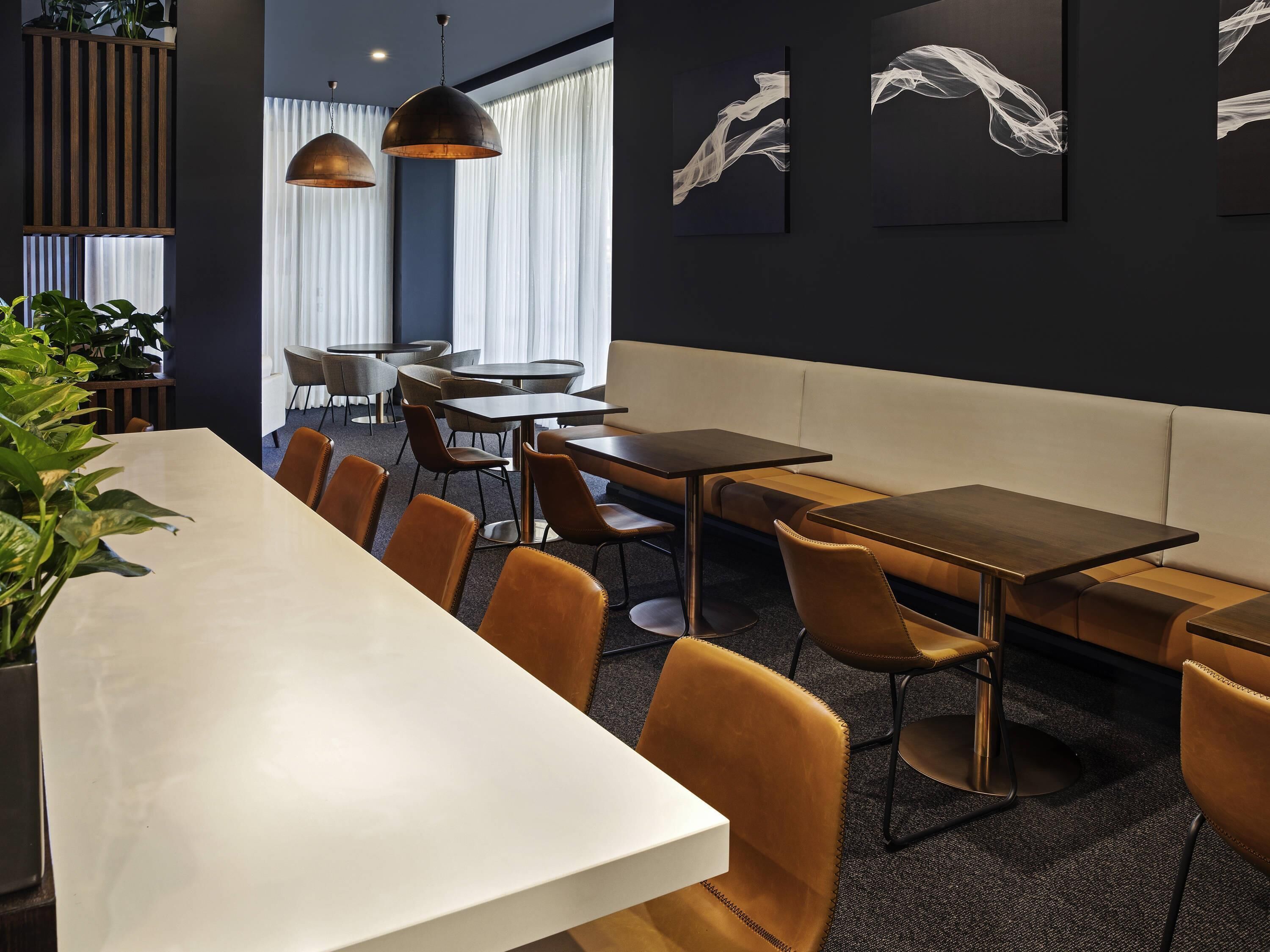 Daily continental breakfast (AUD 25.00 per person)