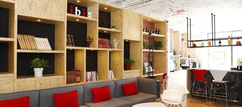 Ibis Harbin West Railway Station Wanda plaza hotel