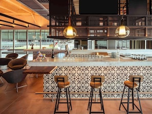 Bar (on property) - Novotel Mexico City Toreo  (Naucalpan)