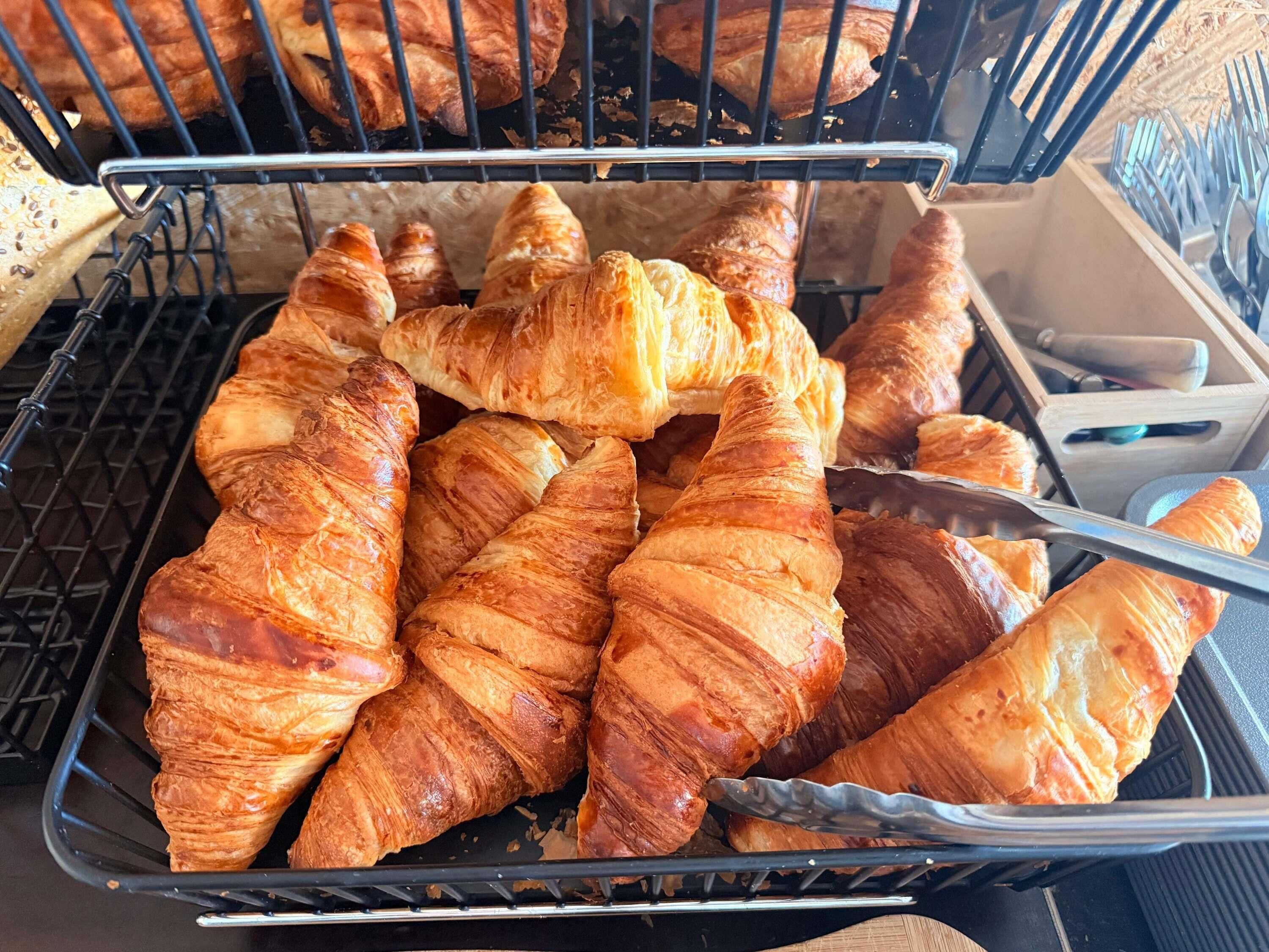 Daily buffet breakfast for a fee