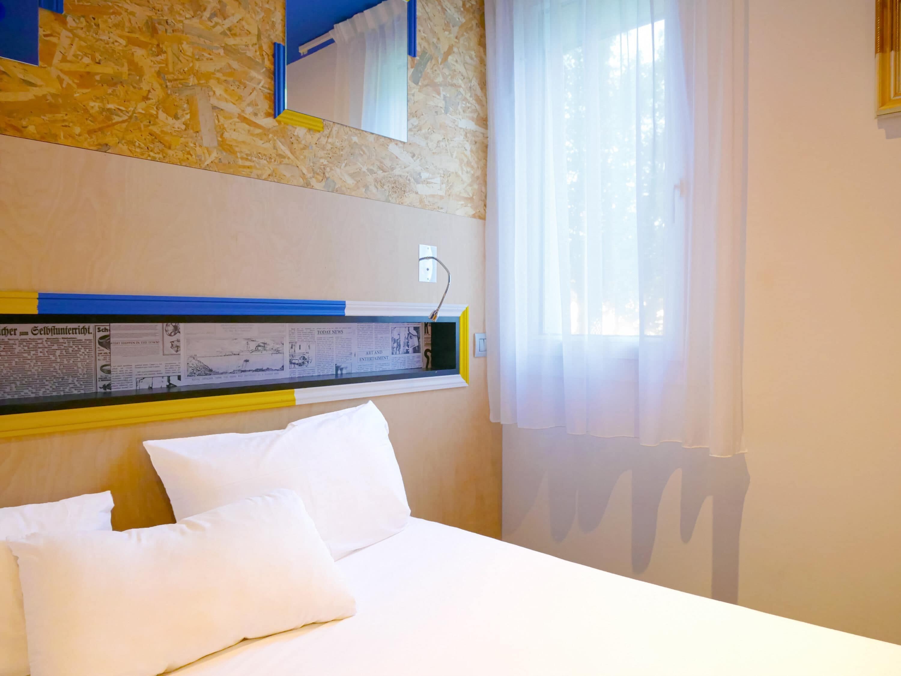 Habitación doble, 1 cama doble | Escritorio, wifi gratis, ropa de cama