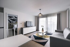 Télévision à écran plat