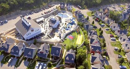 3 Bedroom, Luxury Cottage, Branson, Missouri 1973946