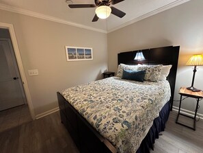 2 chambres, fer et planche à repasser, Wi-Fi gratuit, draps fournis
