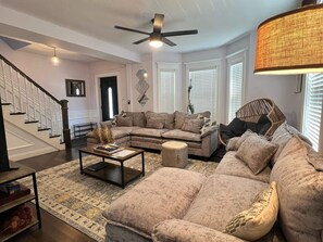 Télévision à écran plat