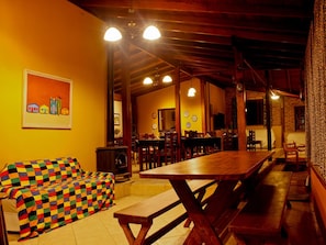Lobby sitting area - Pousada Araucária (São Luiz do Paraitinga)