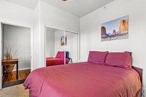 3 bedrooms, iron/ironing board, travel crib, free WiFi - Railroad Springs | 3BR/3.5BA | Dec. Availability! (Flagstaff)