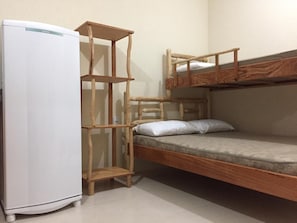 1 bedroom, WiFi - Residencial Berê - Kitnet 5 (Enseada da Pinheira)