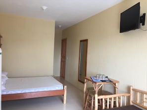 1 bedroom, WiFi - Residencial Berê - Kitnet 6 (Enseada da Pinheira)