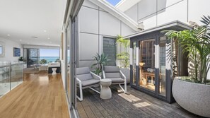 Property grounds - Sapphire Sands Beach House, Absolute Beachfront, P (Sapphire Beach)