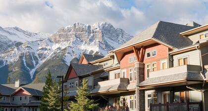 Immaculate 2Bdr Condo- Perfect Mountain Getaway