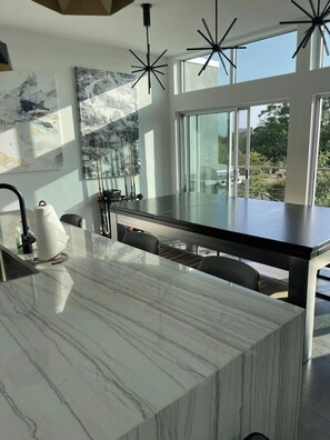 Dining - Luxury Penthouse 2 Blocks | Near UT Stadium (Austin)