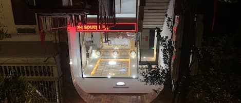 Fachada da propriedade