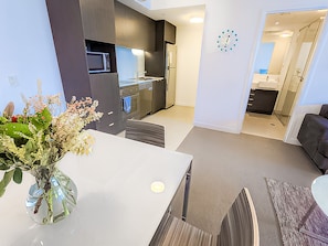 1 Bedroom City View Apartment | Living area | 42-inch flat-screen TV with digital channels, Smart TV, Netflix - Apartments on Connor (Fortitude Valley)