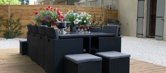 Mas neuf  de Romanin : Familial Mas Provençal