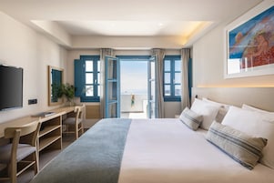 Ropa de cama hipoalergénica y minibar 
