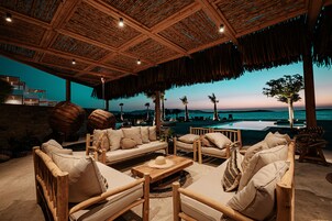 Poolside bar