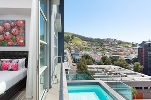Balcony - The Sentinel (Cape Town)