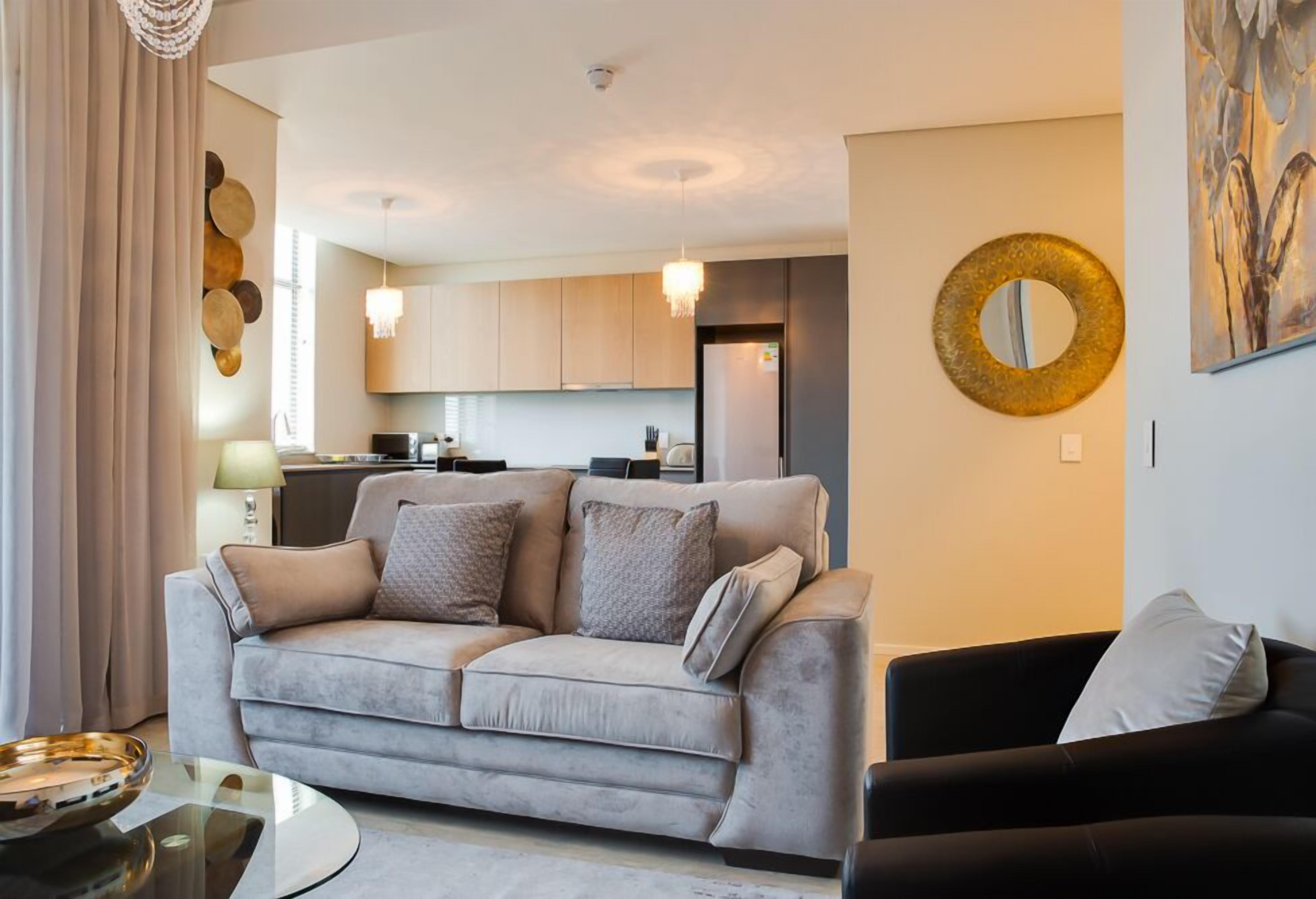 Appartement, 1 slaapkamer | Woonruimte | Televisie