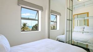Unclassified image, 5 of 19, button - Sandringham 7 (Cape Town)