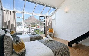 Apartment | 2 bedrooms, iron/ironing board, free cots/infant beds, free WiFi - Manhattan Place (Cape Town)