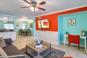 Smart TV, DVD player