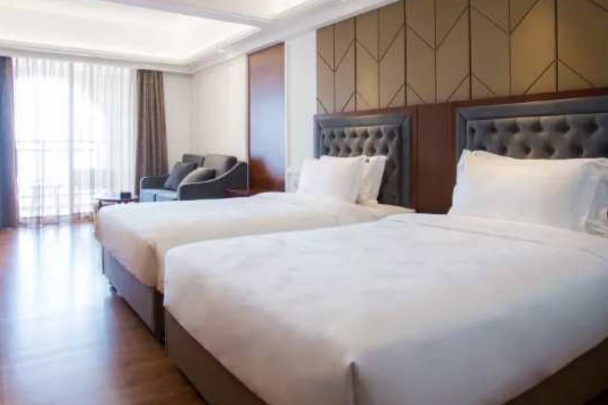 Apartment, Multiple Beds, Sea View | Desk, WiFi (free)