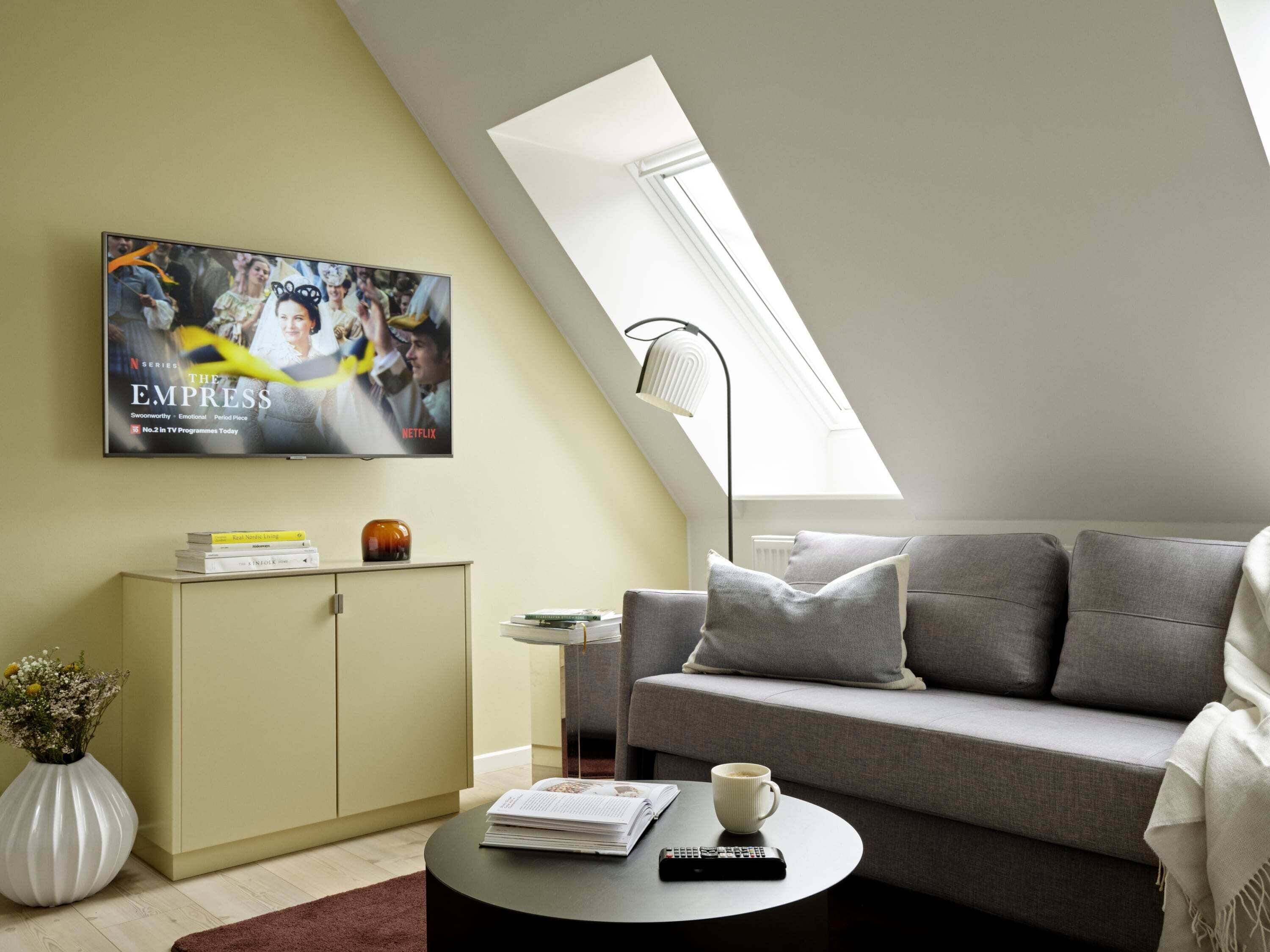 Smart TV, offices
