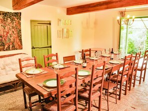 Dining - Splendid Holiday Home in Roquetaillade With Swimming Pool (Roquetaillade)