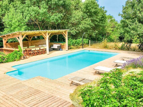 Splendid Holiday Home in Roquetaillade With Swimming Pool