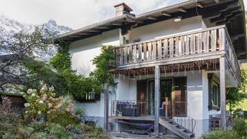 Chalet | Exterior
