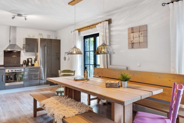 Chalet | Dining