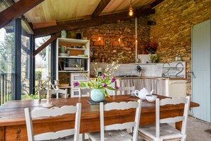 House | Dining - Loubejac Garden Escape (Loubejac)