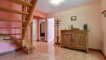 House | Bahagian dalam