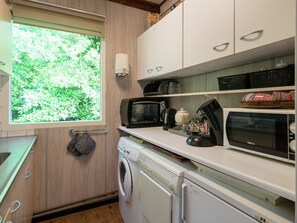 House | Private kitchen - Holiday Home in Arrien Near Beerze Nature (Arriën)