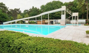 單棟房屋 | 泳池 | 室外泳池