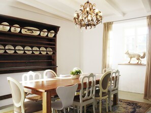 Dining - Vintage Holiday Home in Saint-étienne-de-serre With Pool (Saint-Etienne-de-Serre)