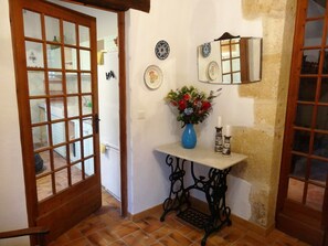 3 Schlafzimmer, individuell eingerichtet, Bettwäsche