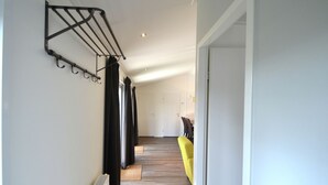 Unclassified image, 3 of 33, button - Well-furnished Cottage With a Garden Surrounded by Nature (Rhenen)