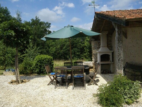 Tastefully Decorated House in Quiet Surroundings of Manzac-sur-vern