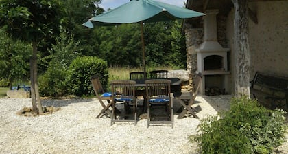 Tastefully Decorated House in Quiet Surroundings of Manzac-sur-vern