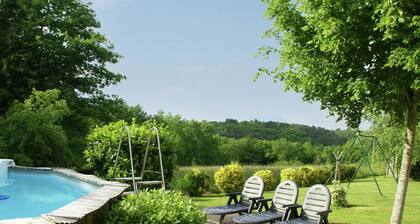 Tastefully Decorated House in Quiet Surroundings of Manzac-sur-vern