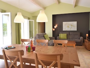 Dining - Modern Villa With Private Pool Located in the Southern Hills of the Ardeche (Payzac)